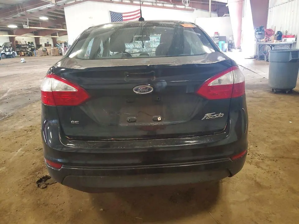 2017 FORD FIESTA SE  