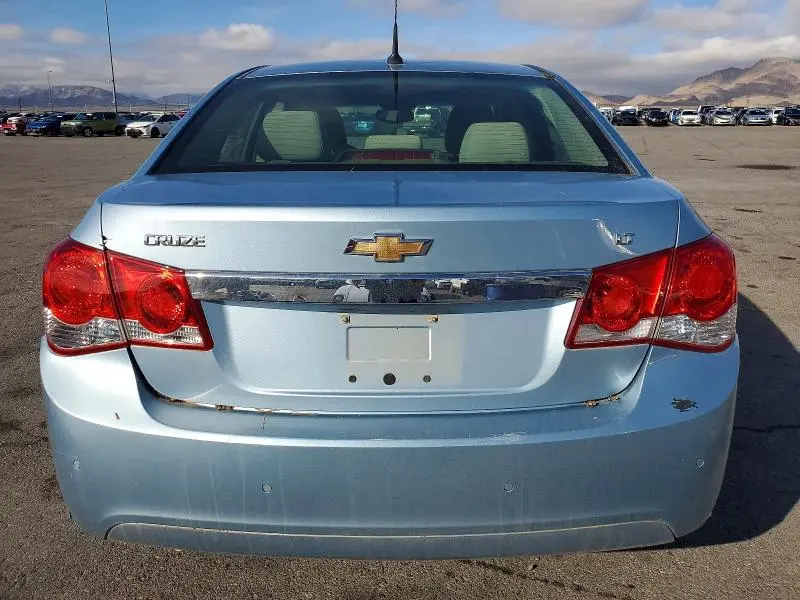 2011 CHEVROLET CRUZE LT  