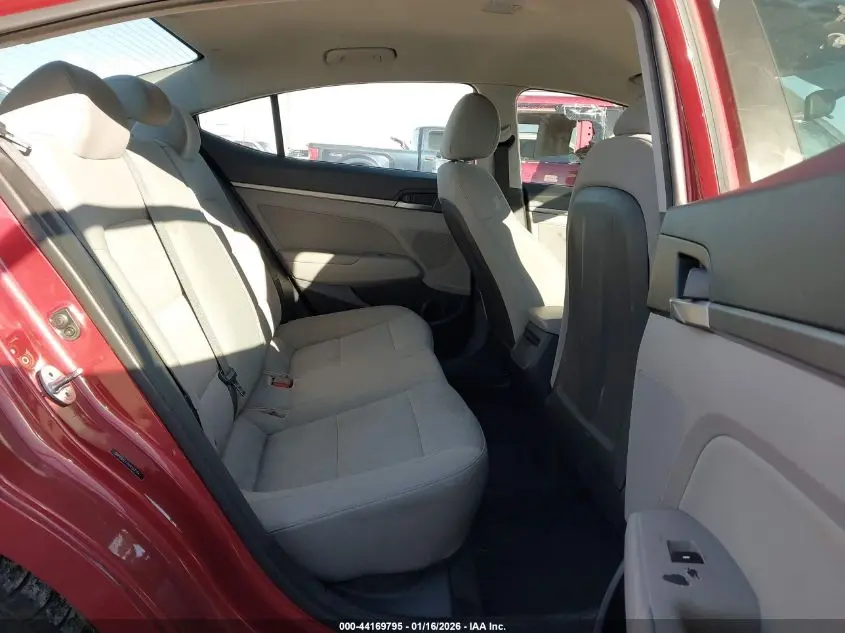 2017 HYUNDAI ELANTRA SE