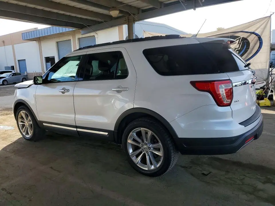 2019 FORD EXPLORER XLT  
