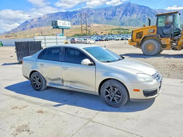 2010 VOLKSWAGEN JETTA S  