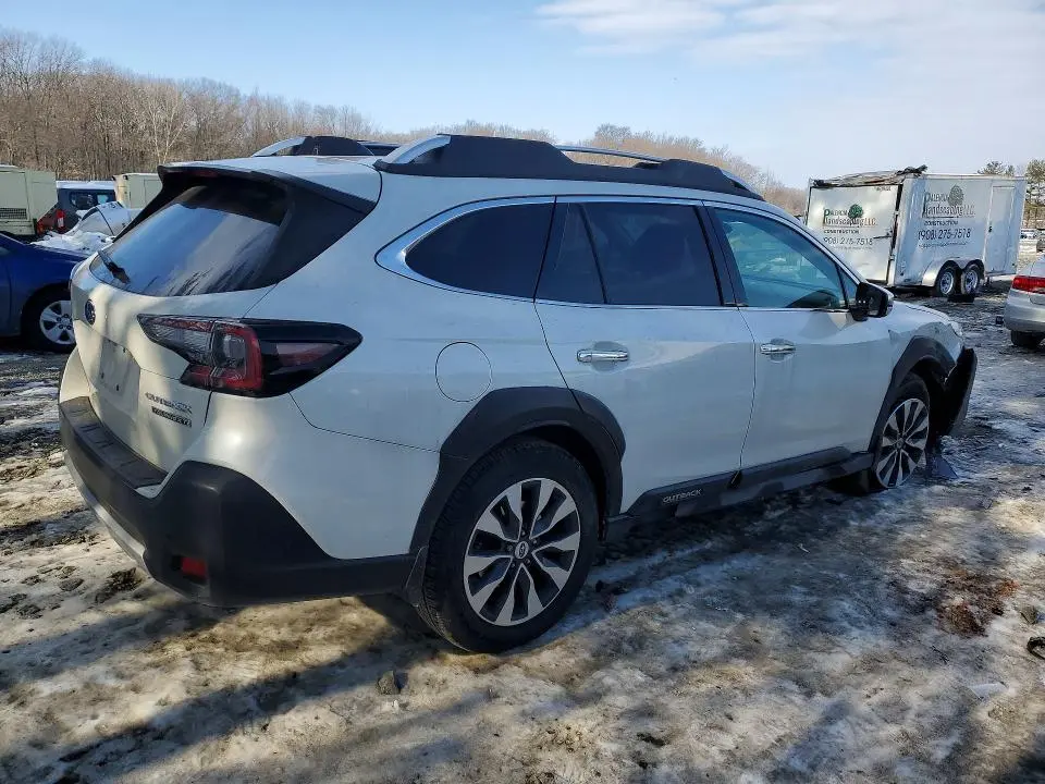 2023 SUBARU OUTBACK TOURING  