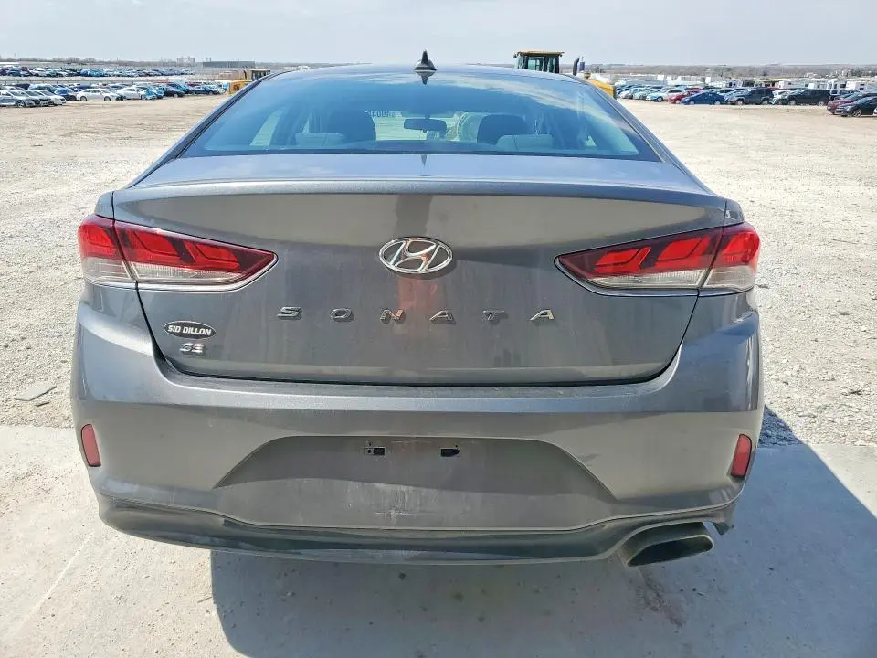 2018 HYUNDAI SONATA SE  