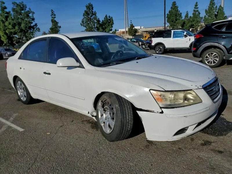 2010 HYUNDAI SONATA GLS  