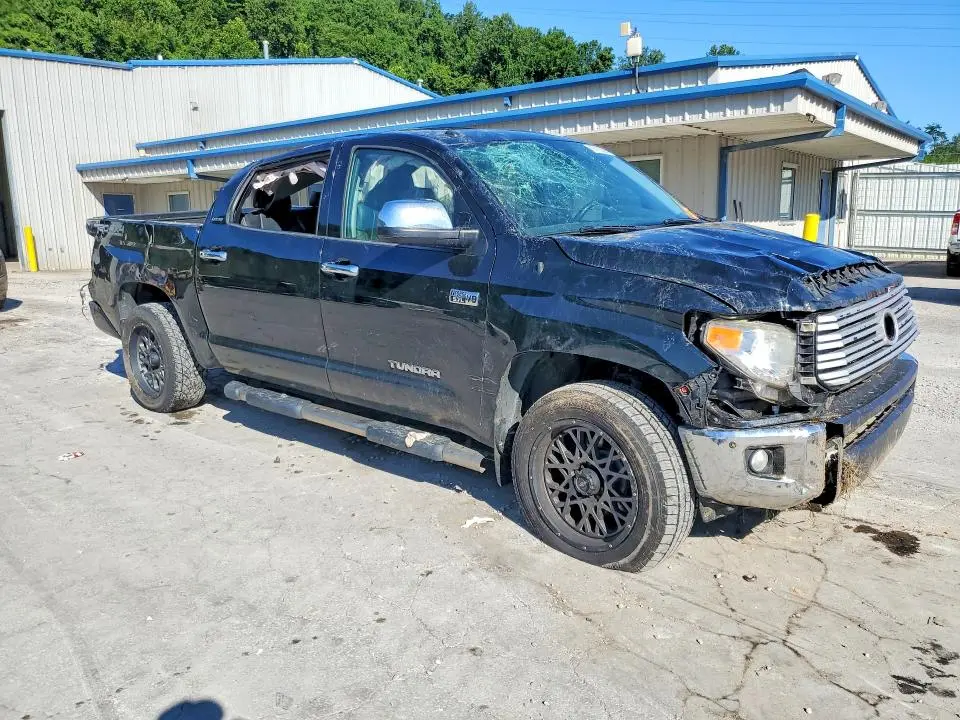2017 TOYOTA TUNDRA CREWMAX LIMITED  