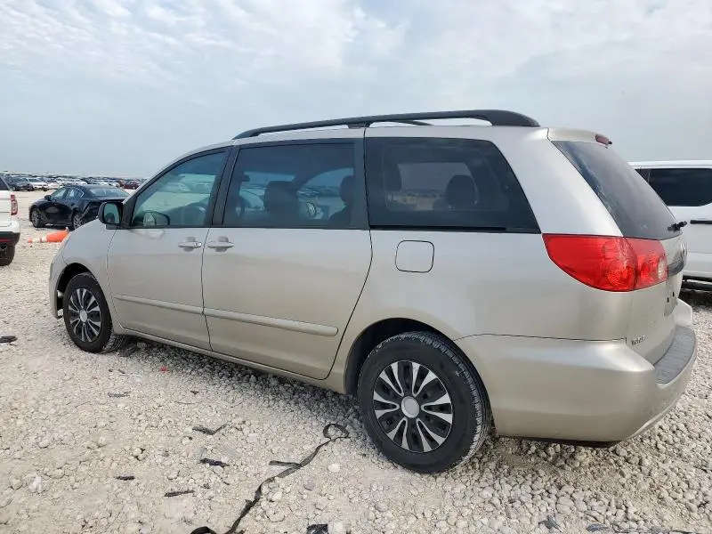 2010 TOYOTA SIENNA CE  