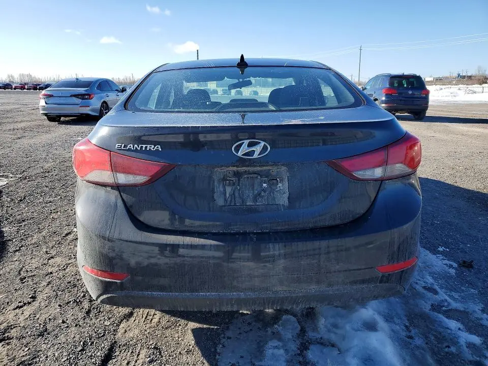 2015 HYUNDAI ELANTRA SE  