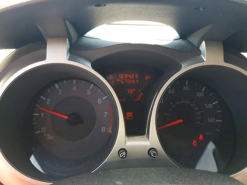 2013 NISSAN JUKE S  