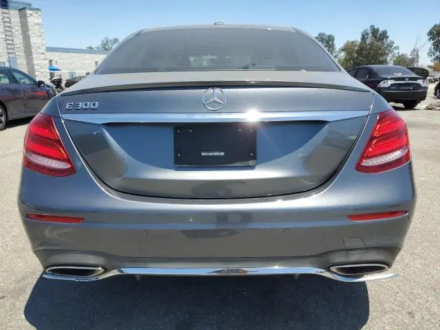 2017 MERCEDES-BENZ E 300