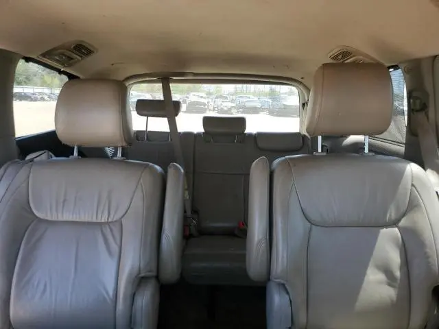 2010 TOYOTA SIENNA XLE  