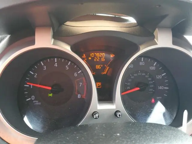2015 NISSAN JUKE S  
