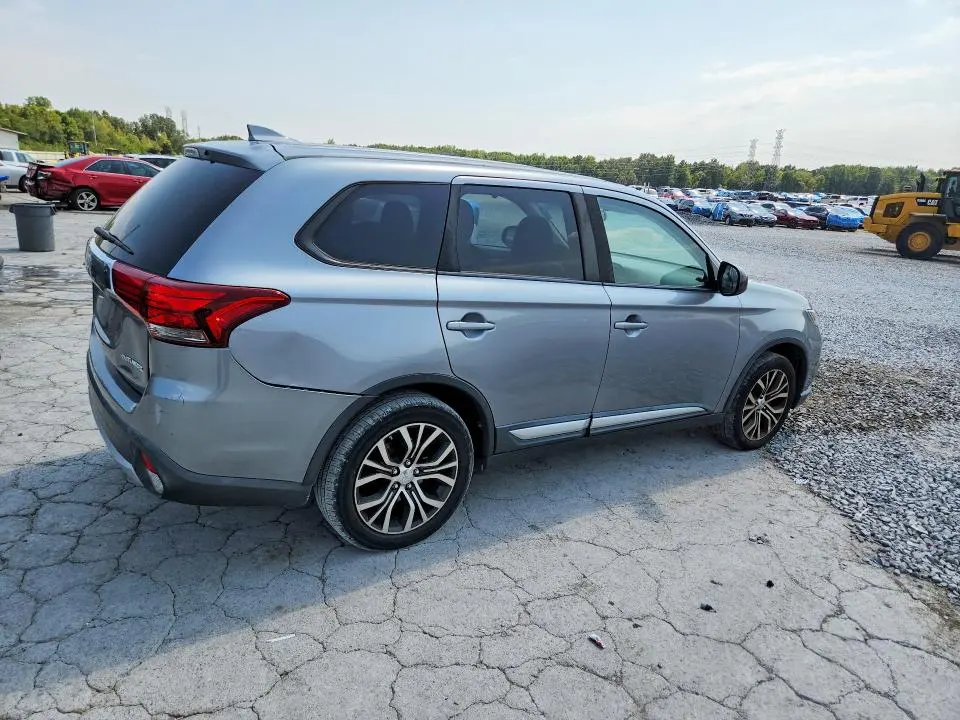 2017 MITSUBISHI OUTLANDER ES  