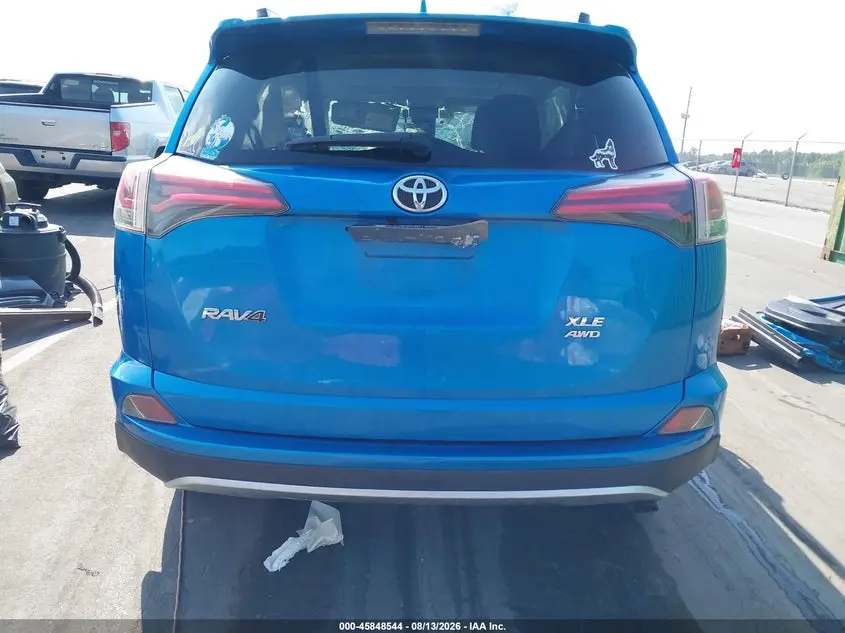 2017 TOYOTA RAV4 XLE