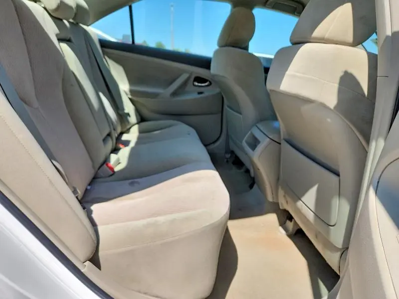 2011 TOYOTA CAMRY LE  