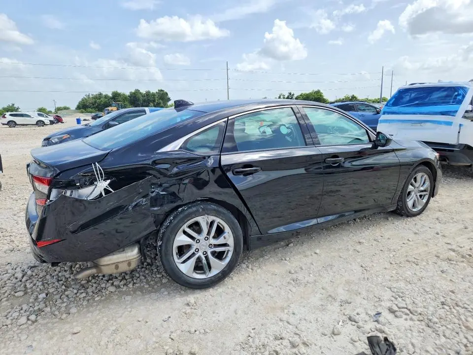 2018 HONDA ACCORD LX  
