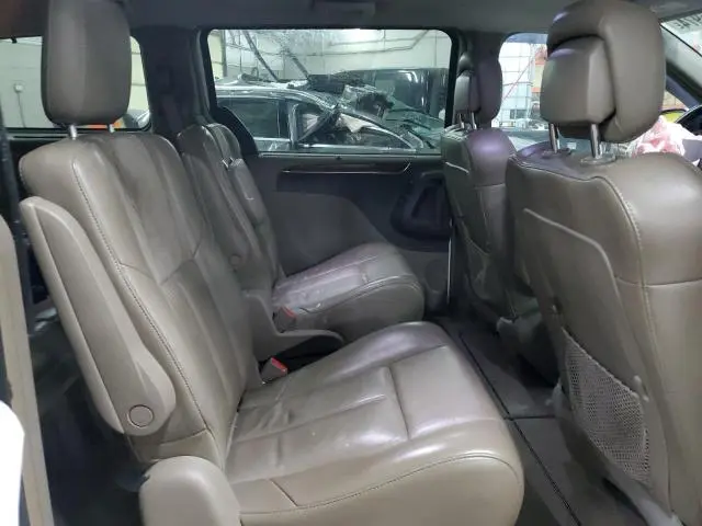 2011 CHRYSLER TOWN & COUNTRY LIMITED  