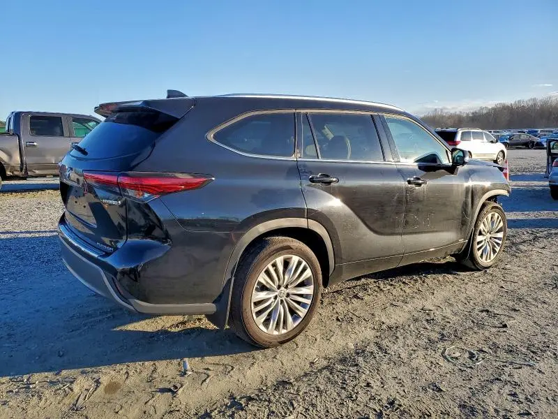 2023 TOYOTA HIGHLANDER HYBRID LIMITED  