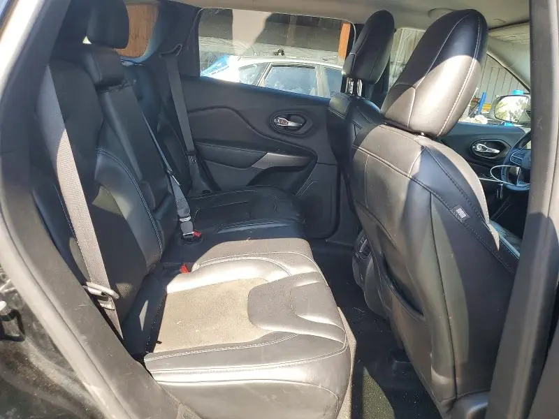 2021 JEEP CHEROKEE LATITUDE PLUS  