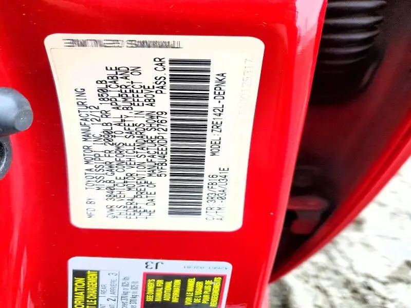 2013 TOYOTA COROLLA BASE  