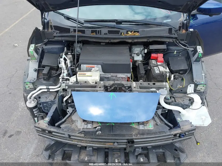 2020 NISSAN LEAF SV 40 KWH