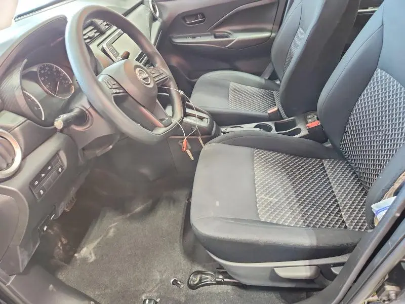 2024 NISSAN VERSA S  