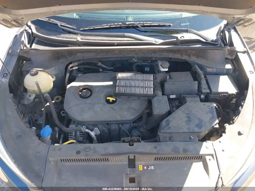 2016 HYUNDAI TUCSON SE