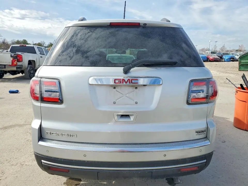 2014 GMC ACADIA SLE  