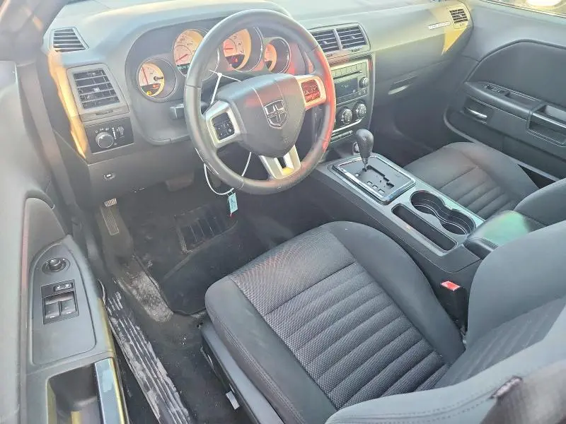 2012 DODGE CHALLENGER SXT  