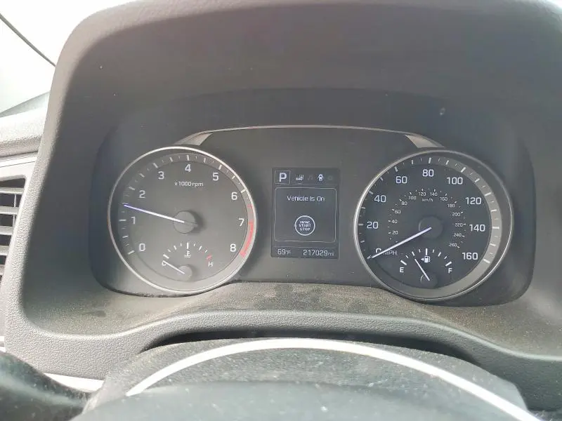 2017 HYUNDAI ELANTRA LIMITED  