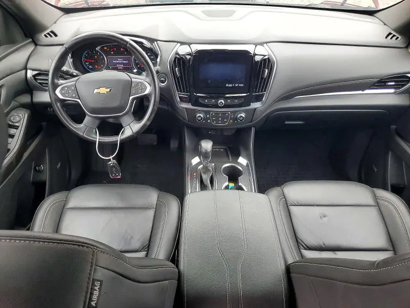 2022 CHEVROLET TRAVERSE LT  
