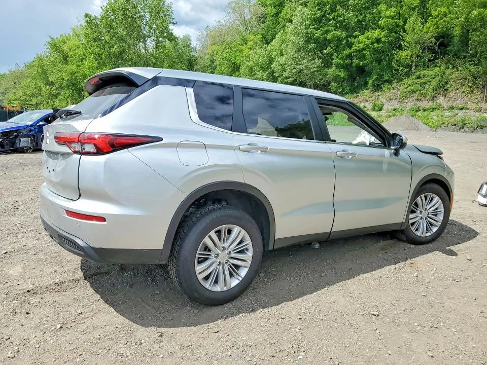 2024 MITSUBISHI OUTLANDER ES  