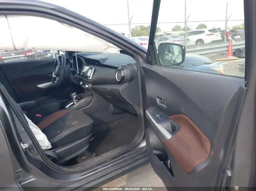 2020 NISSAN KICKS SR XTRONIC CVT