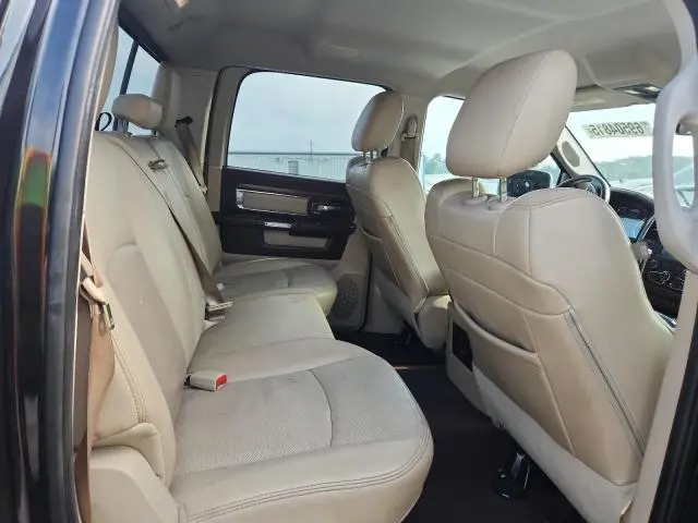 2016 RAM 1500 LARAMIE