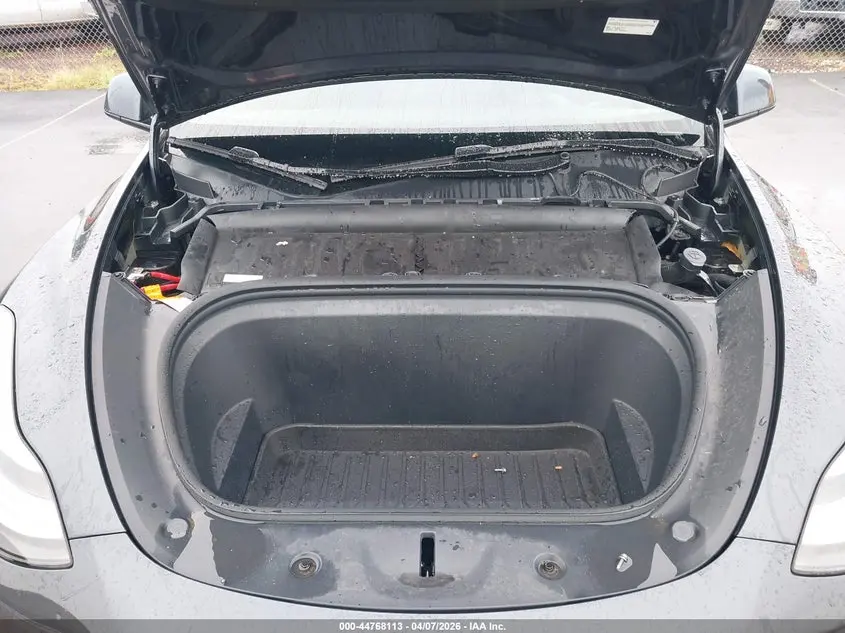 2025 TESLA MODEL Y LONG RANGE DUAL MOTOR REAR-WHEEL DRIVE