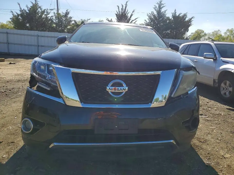 2015 NISSAN PATHFINDER SV  