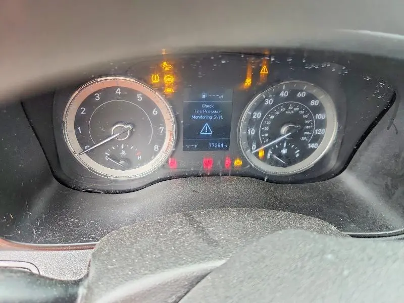 2022 HYUNDAI VENUE SE  