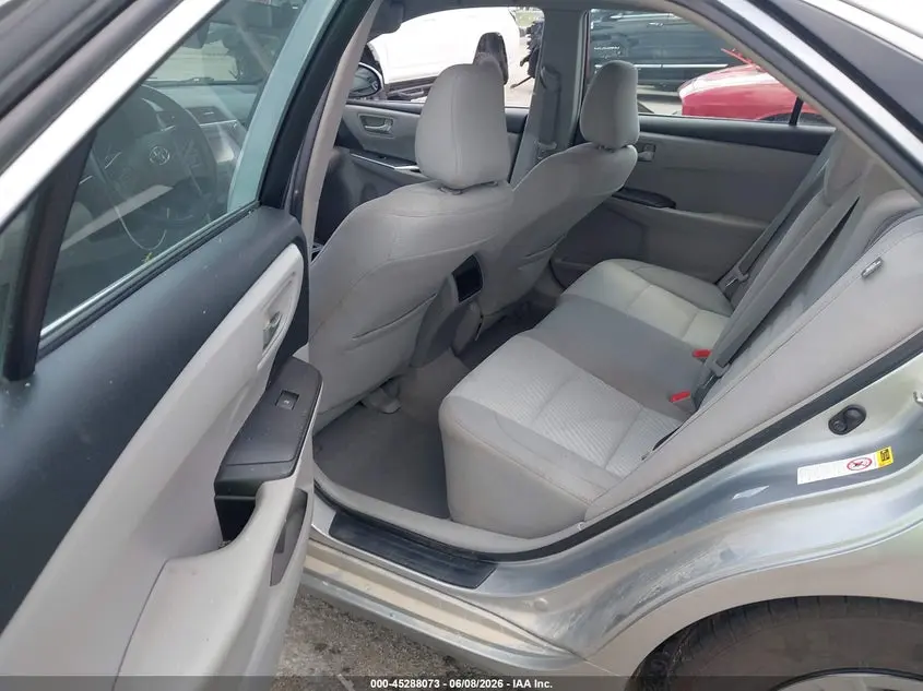 2015 TOYOTA CAMRY LE