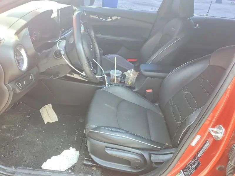 2022 KIA FORTE GT LINE  