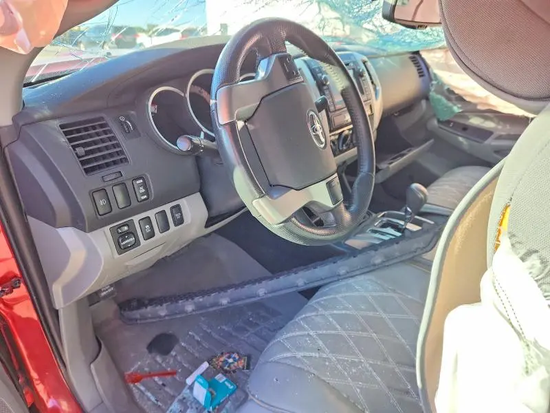 2013 TOYOTA TACOMA V6  