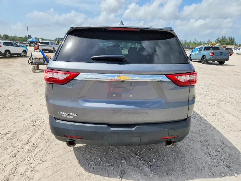 2019 CHEVROLET TRAVERSE LS  