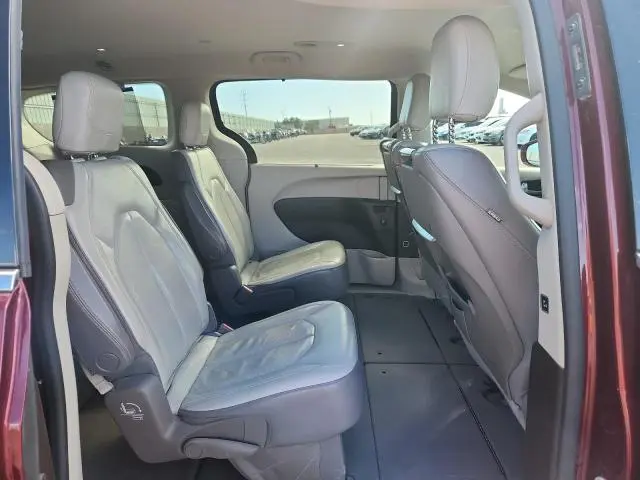 2017 CHRYSLER PACIFICA TOURING L PLUS  