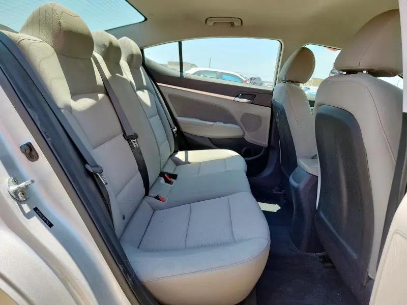 2019 HYUNDAI ELANTRA SEL  