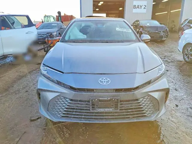2025 TOYOTA CAMRY XLE  