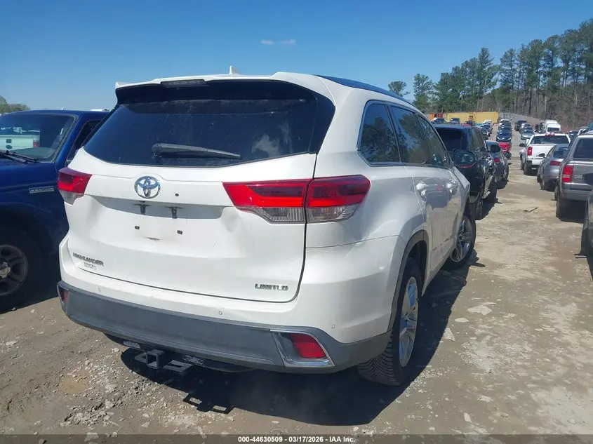 2017 TOYOTA HIGHLANDER LIMITED