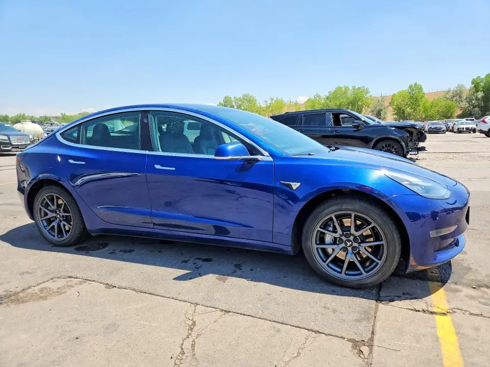 2019 TESLA MODEL 3   