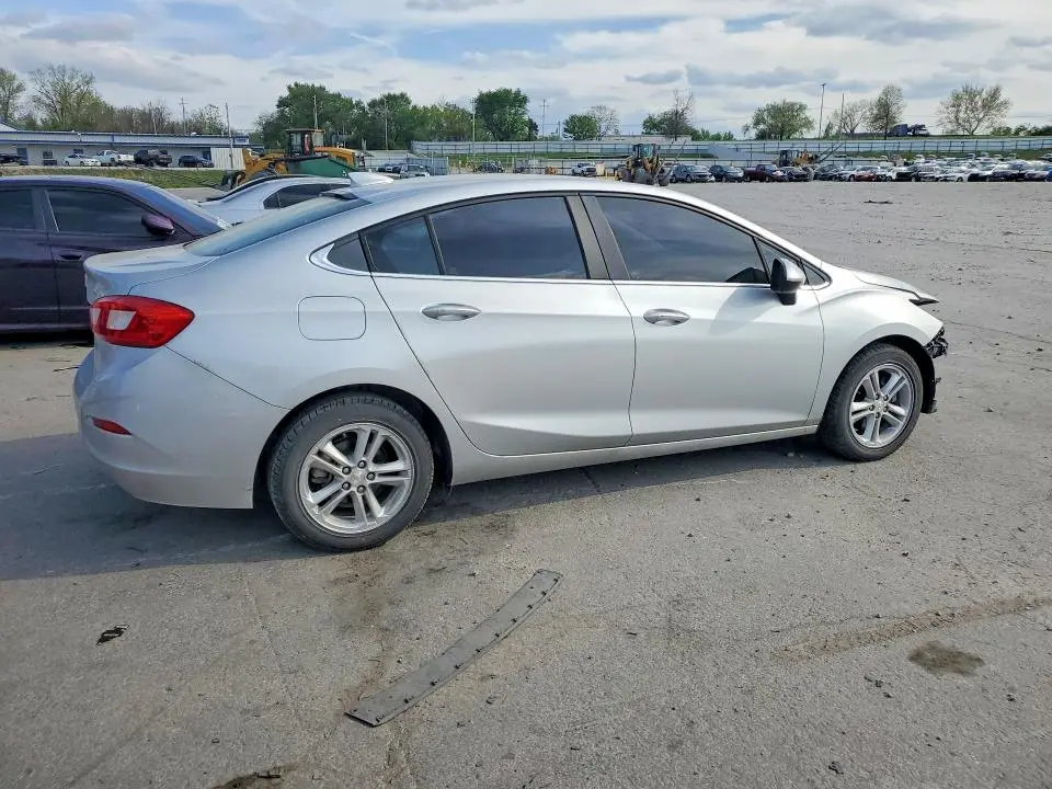 2016 CHEVROLET CRUZE LT  