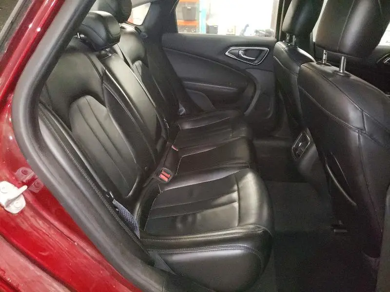 2017 CHRYSLER 200 LIMITED  
