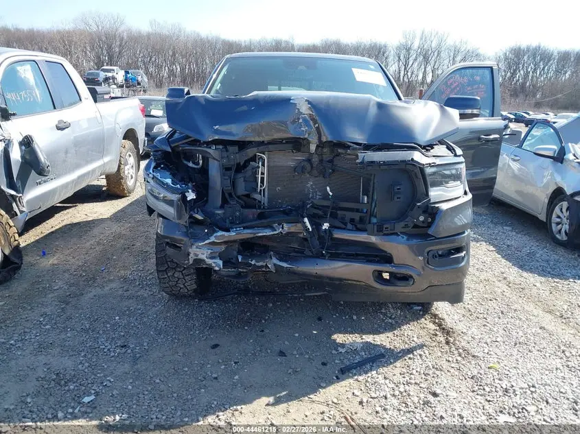 2020 RAM 1500 LARAMIE  4X4 5'7 BOX