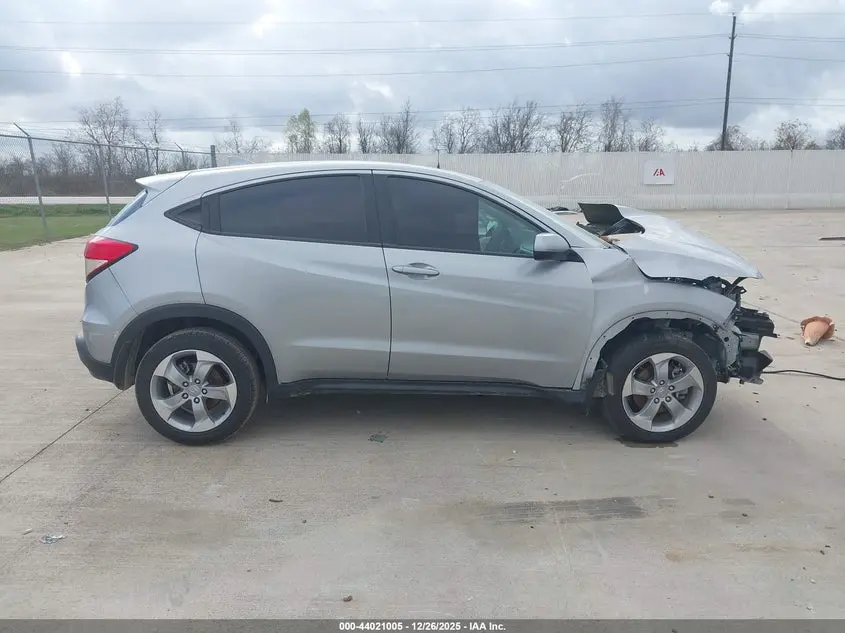 2022 HONDA HR-V 2WD LX