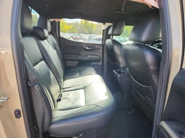 2017 TOYOTA TACOMA DOUBLE CAB  